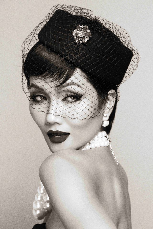 H’Hen Niê được đánh giá cao về ngoại hình lẫn nhan sắc H’Hen Niê được đánh giá cao về ngoại hình lẫn nhan sắc